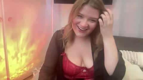 Scarlet online show from 7, 5, 2026
