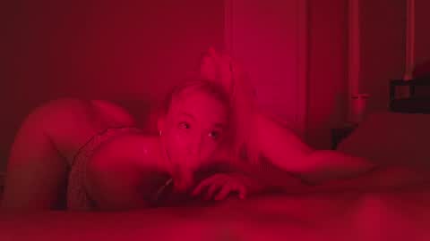 submissivewifefordaddy online show from 22, 5, 2026