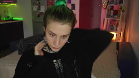 Snapshot of succubus_66 chatting on 14, 12, 2024 succubus_66 online show from 14, 12, 2024