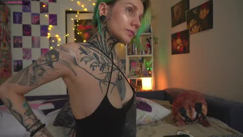 Snapshot of succubus_66 chatting on 12, 1, 2025 succubus_66 online show from 12, 1, 2025