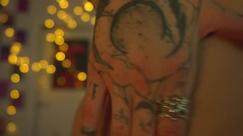 Snapshot of succubus_66 chatting on 2, 2, 2025 succubus_66 online show from 2, 2, 2025