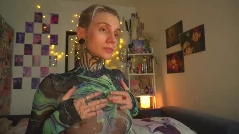 Snapshot of succubus_66 chatting on 1, 3, 2025 succubus_66 online show from 1, 3, 2025