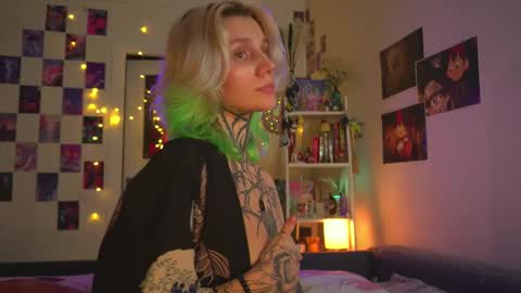 Snapshot of succubus_66 chatting on 7, 3, 2025 succubus_66 online show from 7, 3, 2025