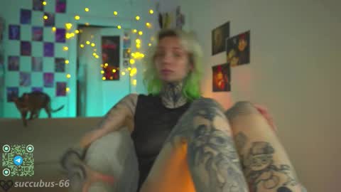 Snapshot of succubus_66 chatting on 23, 9, 2025 succubus_66 online show from 23, 9, 2025