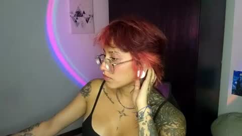 Snapshot of succubus_girl_ chatting on 28, 7, 2026 Alexy online show from 28, 7, 2026