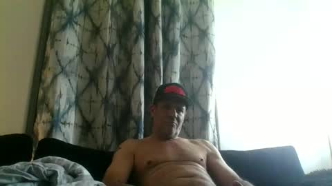 Snapshot of suckitu812 chatting on 17, 12, 2024 SUCKITU812 online show from 17, 12, 2024