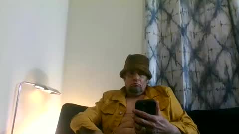 Snapshot of suckitu812 chatting on 18, 12, 2024 SUCKITU812 online show from 18, 12, 2024