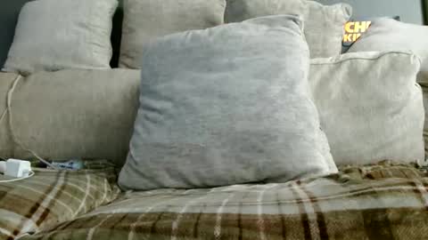 Snapshot of suckmywhitecock25 chatting on 15, 2, 2026 suckmywhitecock25 online show from 15, 2, 2026