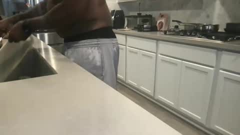 suckonthis318 online show from 14, 1, 2026