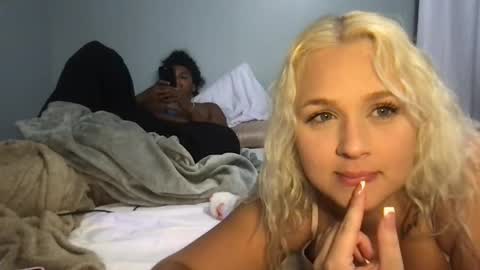 suckssogood online show from 23, 4, 2026