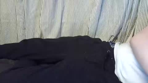 suckyatoes online show from 26, 1, 2025