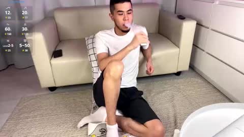 Snapshot of sue_star chatting on 11, 12, 2024 Emmy online show from 11, 12, 2024