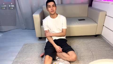 Snapshot of sue_star chatting on 30, 12, 2024 Emmy online show from 30, 12, 2024