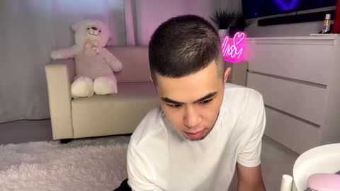 Snapshot of sue_star chatting on 10, 3, 2025 Emmy online show from 10, 3, 2025