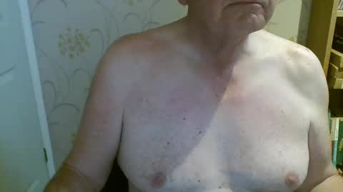 suffolkboy4 online show from 5, 5, 2026