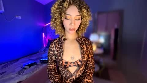 Snapshot of sugar_hally chatting on 25, 2, 2026 your ultimate goddess online show from 25, 2, 2026