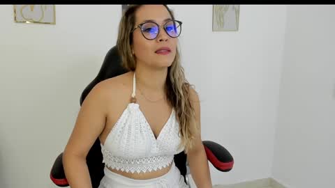 sugar_milff online show from 23, 1, 2025
