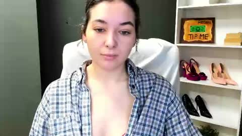 Snapshot of sugar_xmegan chatting on 7, 7, 2026 Megan online show from 7, 7, 2026