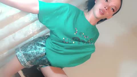 Snapshot of sugarxbaby_ chatting on 7, 1, 2025 LoveSugar online show from 7, 1, 2025
