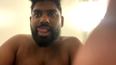 Let me be your knight that saves you online show from 21, 11, 2025