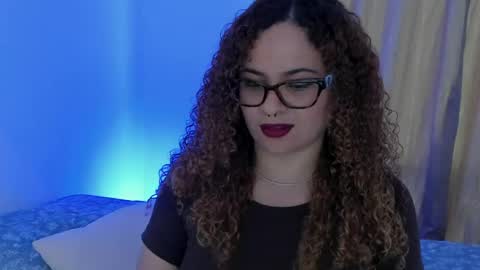 Snapshot of sultrysecrets_ chatting on 30, 4, 2026 Ann online show from 30, 4, 2026