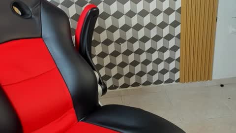 Snapshot of summer_______ chatting on 22, 10, 2025 summer_______ online show from 22, 10, 2025