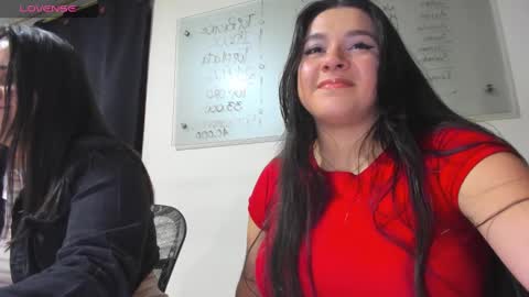 summer_girls01 online show from 4, 12, 2024