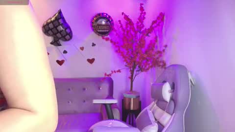 Snapshot of summer_miller chatting on 18, 2, 2026 summer_miller online show from 18, 2, 2026