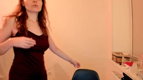 Summer Preston online show from 10, 2, 2025