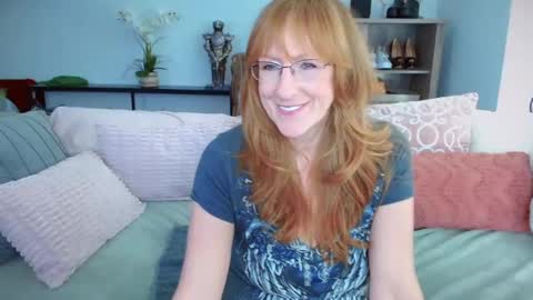 SummerKnightzzz online show from 24, 2, 2025