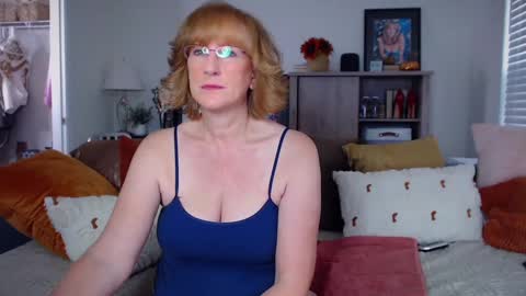 SummerKnightzzz online show from 30, 9, 2025