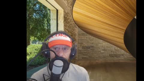 Snapshot of sunbeatshower chatting on 8, 1, 2025 sunbeatshower online show from 8, 1, 2025