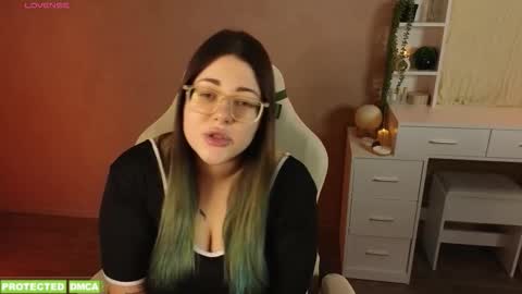 Tina. Im topless model  online show from 8, 1, 2026