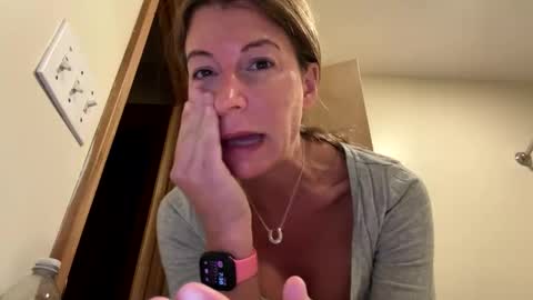 Snapshot of sunnbabe92485 chatting on 9, 10, 2025 sunnbabe92485 online show from 9, 10, 2025