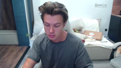 Alice and Sergey online show from 2, 10, 2025