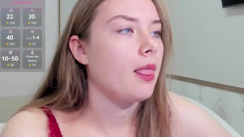 Snapshot of sunny_love__ chatting on 23, 11, 2025 Vanessa online show from 23, 11, 2025