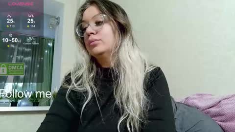 sunny mood online show from 14, 12, 2025