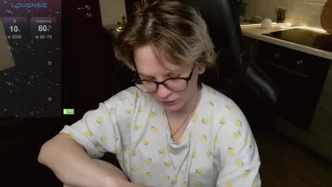 Snapshot of sunny_mood chatting on 5, 6, 2026 sunny mood online show from 5, 6, 2026