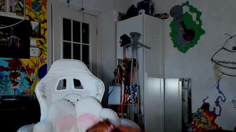 Sunny online show from 19, 9, 2025