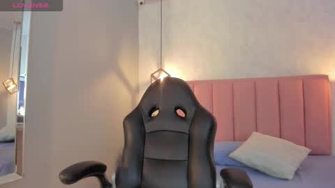  S U N N Y online show from 1, 11, 2025