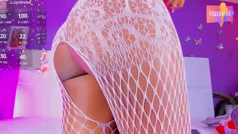 Snapshot of sunnypage chatting on 11, 9, 2025 online show from 11, 9, 2025