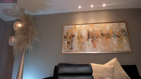 Sunny Rivers online show from 28, 2, 2025