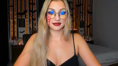 sunsetwithava online show from 30, 10, 2025