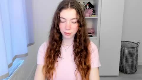 sunshine_bliss online show from 13, 5, 2026
