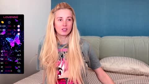 Snapshot of super_peach_stream chatting on 3, 12, 2024 ANNApvt open full info in bio online show from 3, 12, 2024