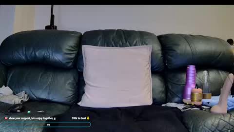 Thomas online show from 5, 11, 2025