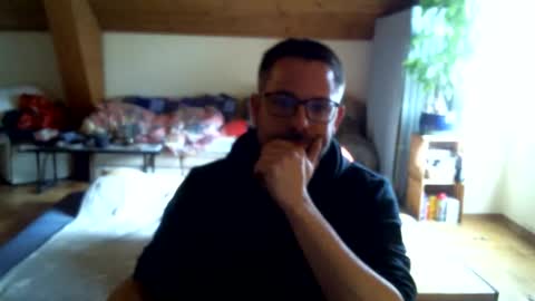 supersquirrel81 online show from 15, 2, 2026