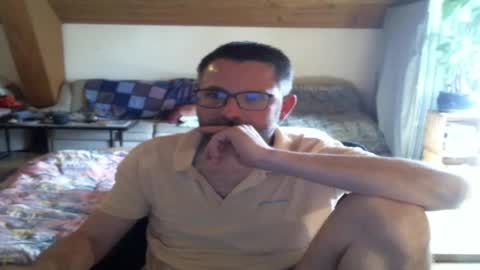 Snapshot of supersquirrel81 chatting on 2, 5, 2026 supersquirrel81 online show from 2, 5, 2026