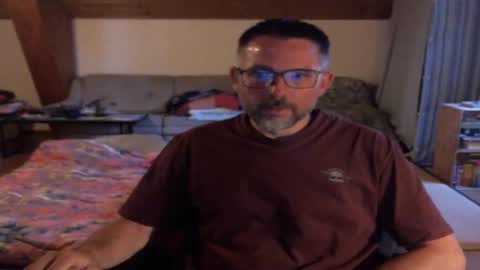 Snapshot of supersquirrel81 chatting on 14, 6, 2026 supersquirrel81 online show from 14, 6, 2026