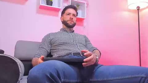 supreme_alpha_ online show from 1, 12, 2025